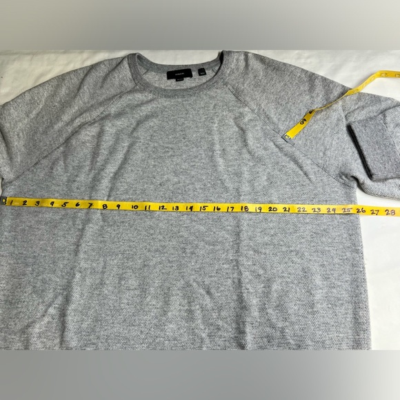 VINCE Men’s light gray wool Cashmere blend crew neck sweater size XXL. - Picture 12 of 13